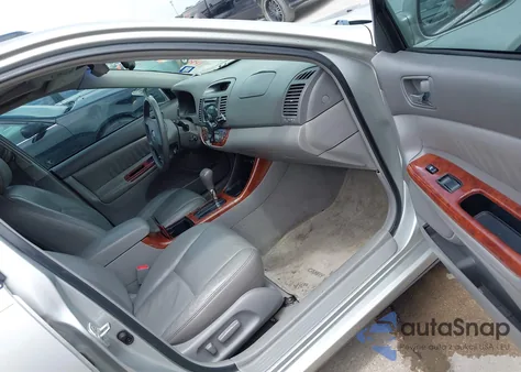 2002 Toyota Camry Xle V6 from USA, damaged, VIN 4T1BF32K72U529217